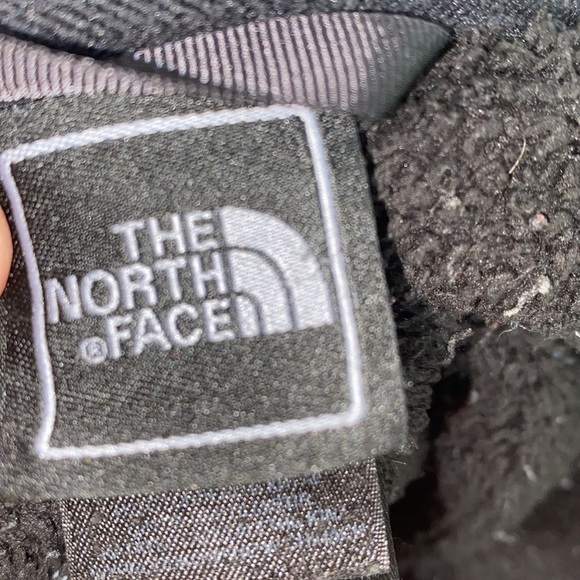 The North Face black fleece jacket size medium - Picture 4 of 10